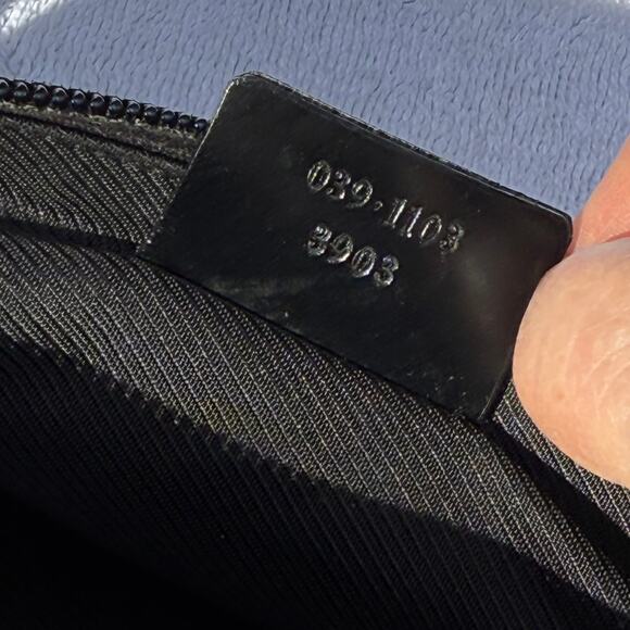 Authentic Gucci Navy Monogram Boat Pochette Bag Handbag Beige GG Y2K - Picture 7 of 11